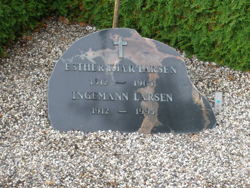 Esther Kjaer Larsen .JPG